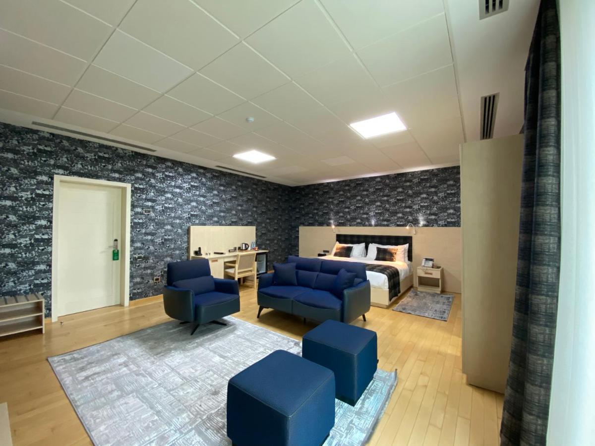Badam D'Art Boutique Hotel Baku Bagian luar foto